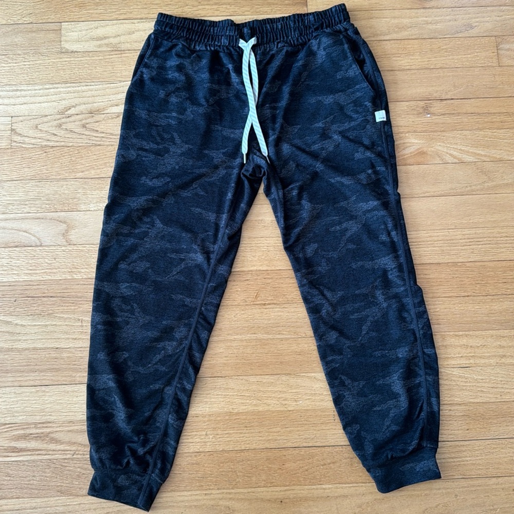 Vuori NWOT Women’s Joggers